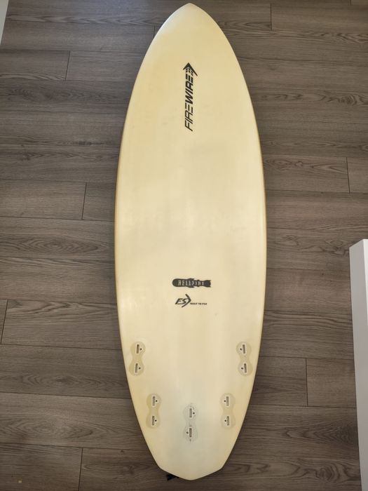 Prancha de surf Firewire, modelo Hellfire,
