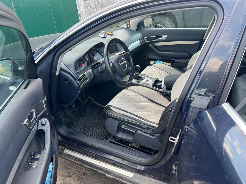 Автомобіль Audi A6C6