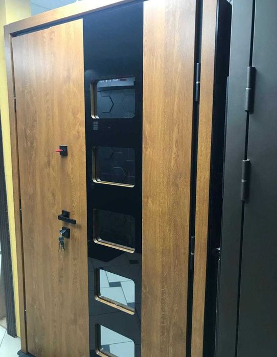 ДВЕРІ Дверь. Вхідні, Міжкімнатні, Металеві. Металлопластиковая дверь