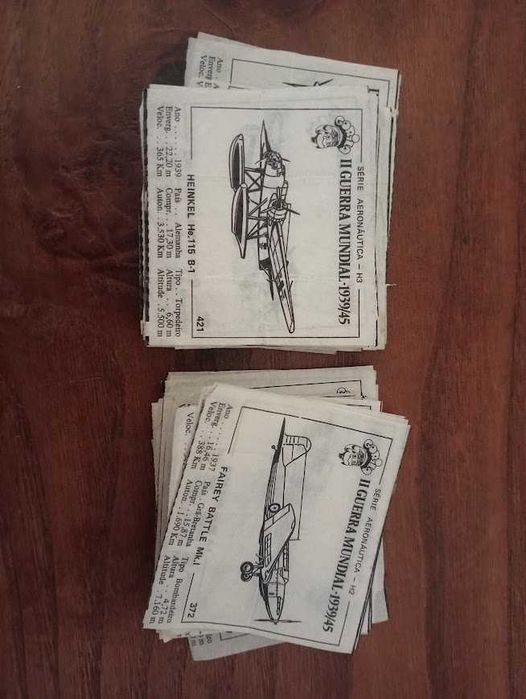 65 cromos- série aeronáutica, pastilhas gorila