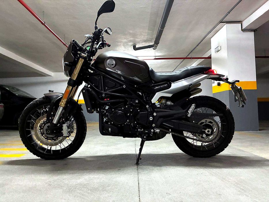 Benelli Leoncino 800 Trail Scrambler