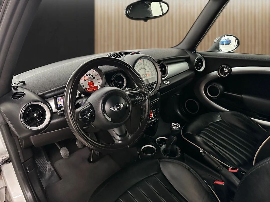 MINI Cabrio Cooper D