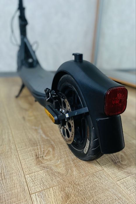 Продам електросамокат Ninebot KickScooter F25E II ТОРГ
