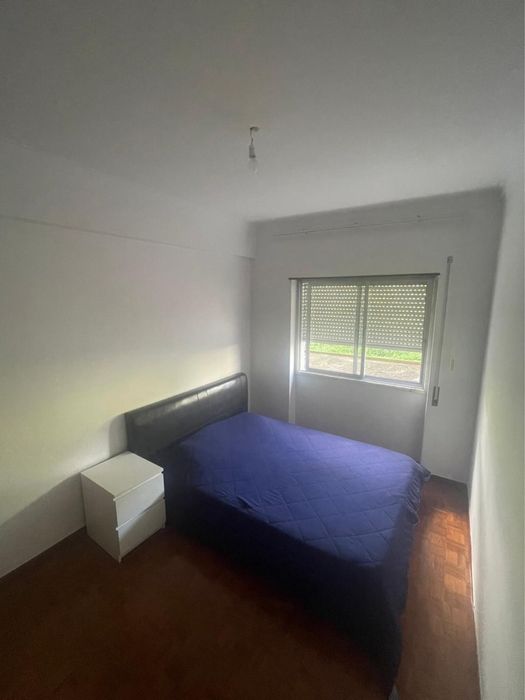 Quarto para arrendar