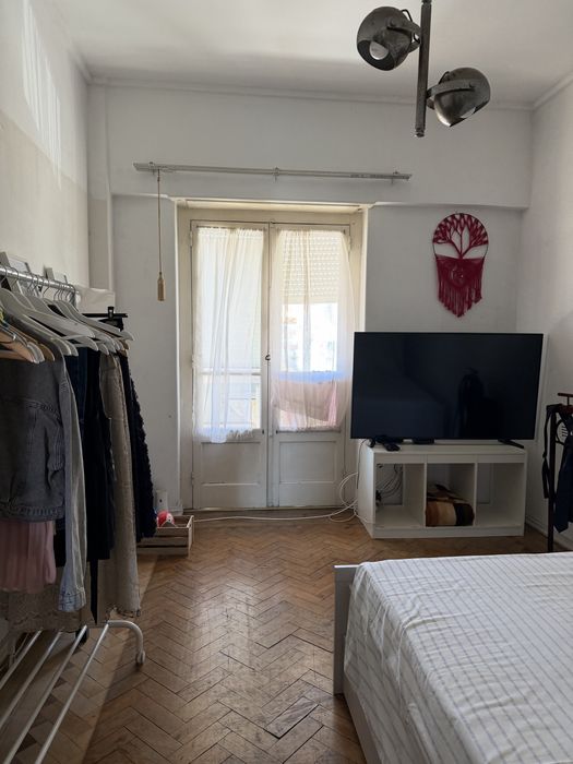 Quarto mobiliado ( renda + calção)