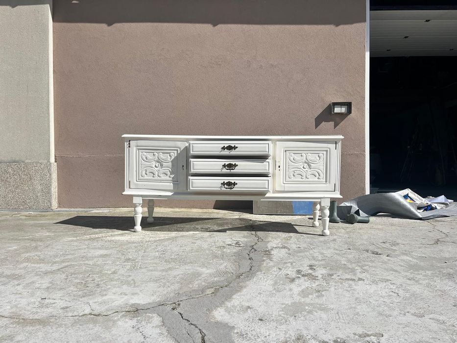 Móveis aparadores lacados branco