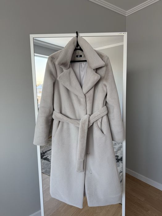 Шуба з еко хутра під кролика молоко