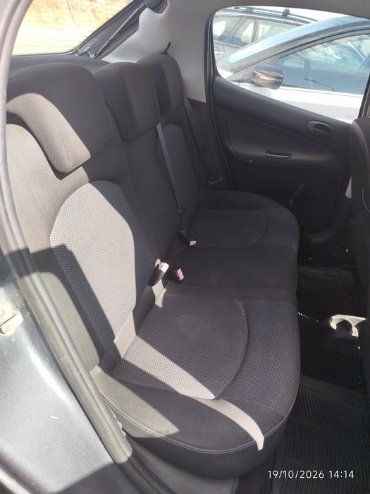 Carro Peugeot 206+