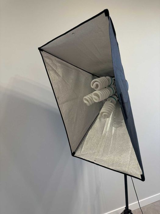 Лампа софтбокс професійна студійне світло на 5 ламп + стійка