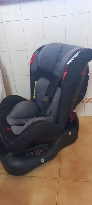 Cadeira bebé auto (duas)