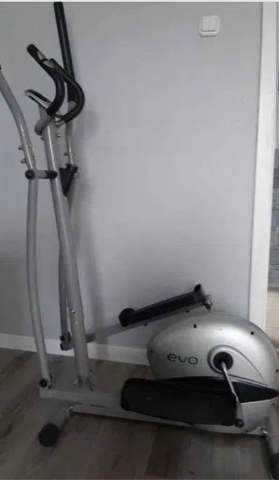 Sprzedam Orbitrek Evo