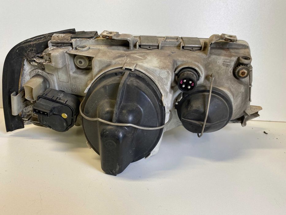 Audi 80 B4 Lampy przód Soczewka! Oryginał! Bardzo Ładne!