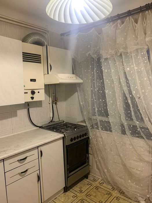 Продаж 3 кімнатної квартири район Старого Бульвару.