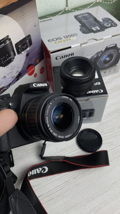 Фотоапарат Canon 1200D + 50 mm 1/8