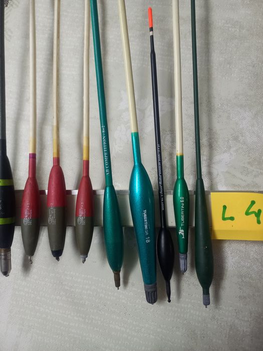 Lote de 10 boias à  Inglesa  ótimo estado lote de 10 boias