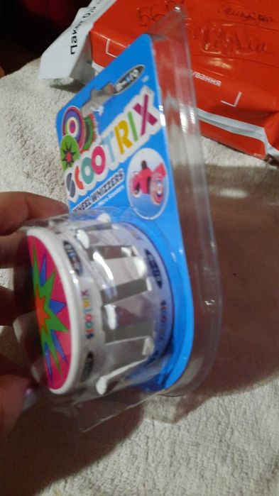 детская трещалка на колеса самоката scootrix wheel whizzer