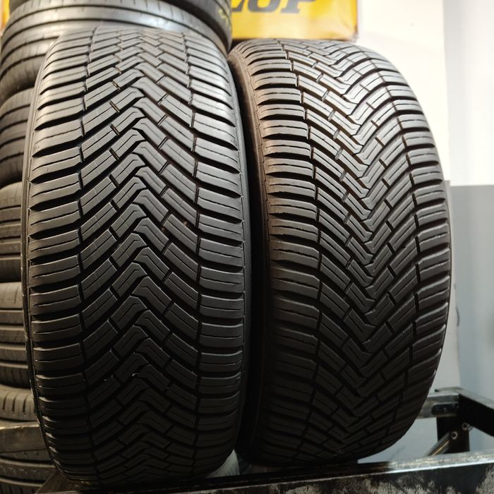 215/45/18 XL Sprzedam parę opon całorocznych Continental