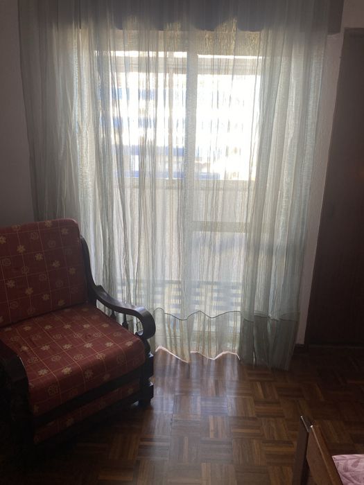 Quarto individual disponivel em Portimão.