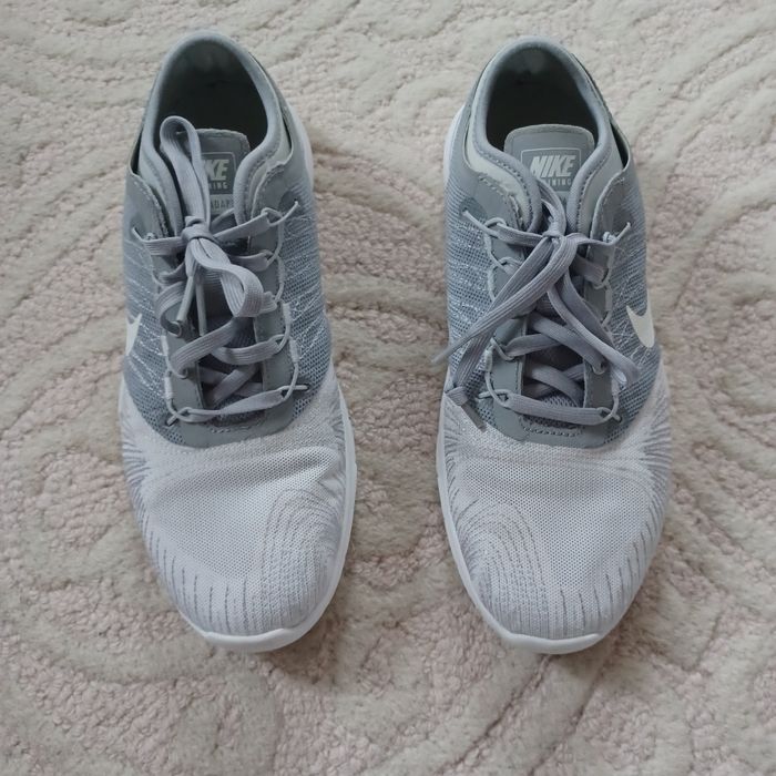 Nike flexi Adapt ultralekkie 38,5/24,5 cm