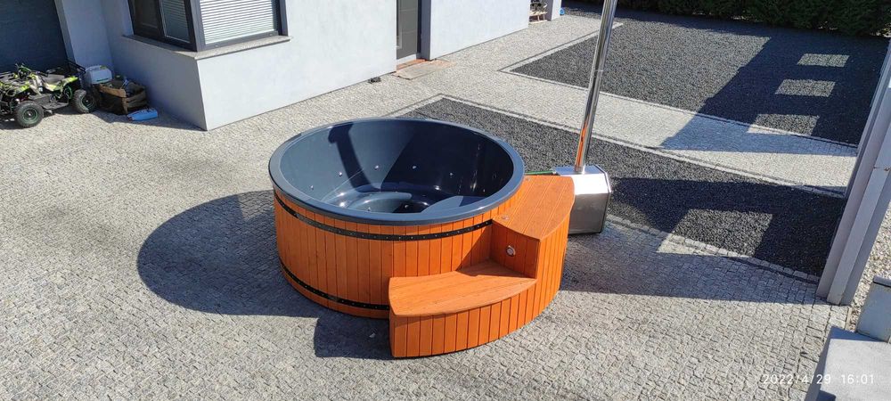 Balia całoroczna basen z jacuzzi piec filtr hydromasaż LED komplet
