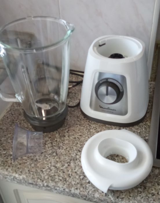 Liquidificador MOULINEX LM43P110 Blendforce (600 W - 1.75 L - Branco)
