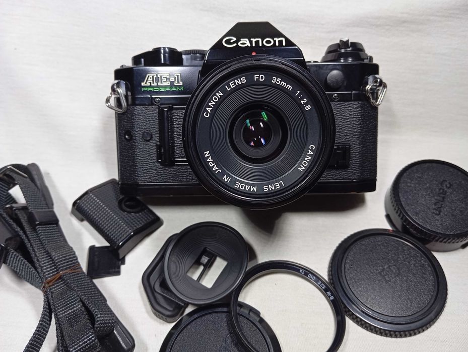 Canon AE1 фотоапарати купити на OLX.ua