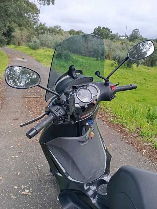 Piaggio Beverly Sport Touring 350