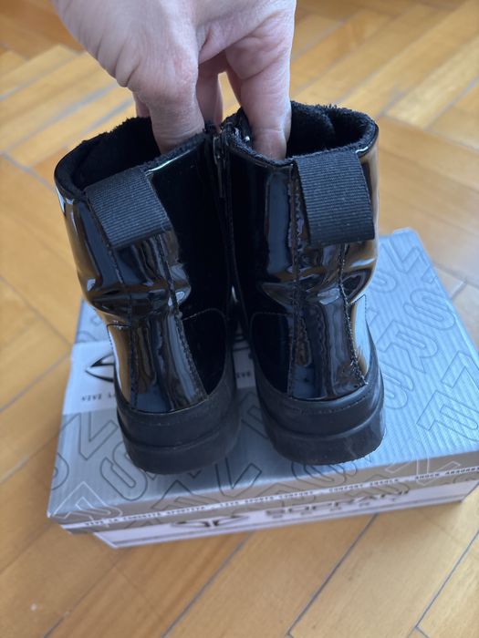 Черевички h&m доя дівчинки