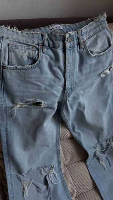 Продам джинсы  ZARA