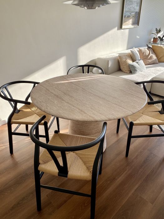 Mesa de jantar redonda