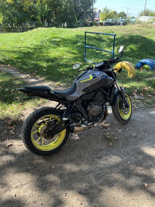 Yamaha mt-07 2016