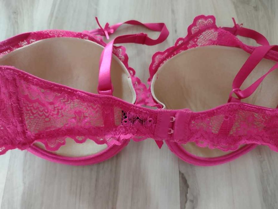 Biustonosz JANET REGER roz. 75 C