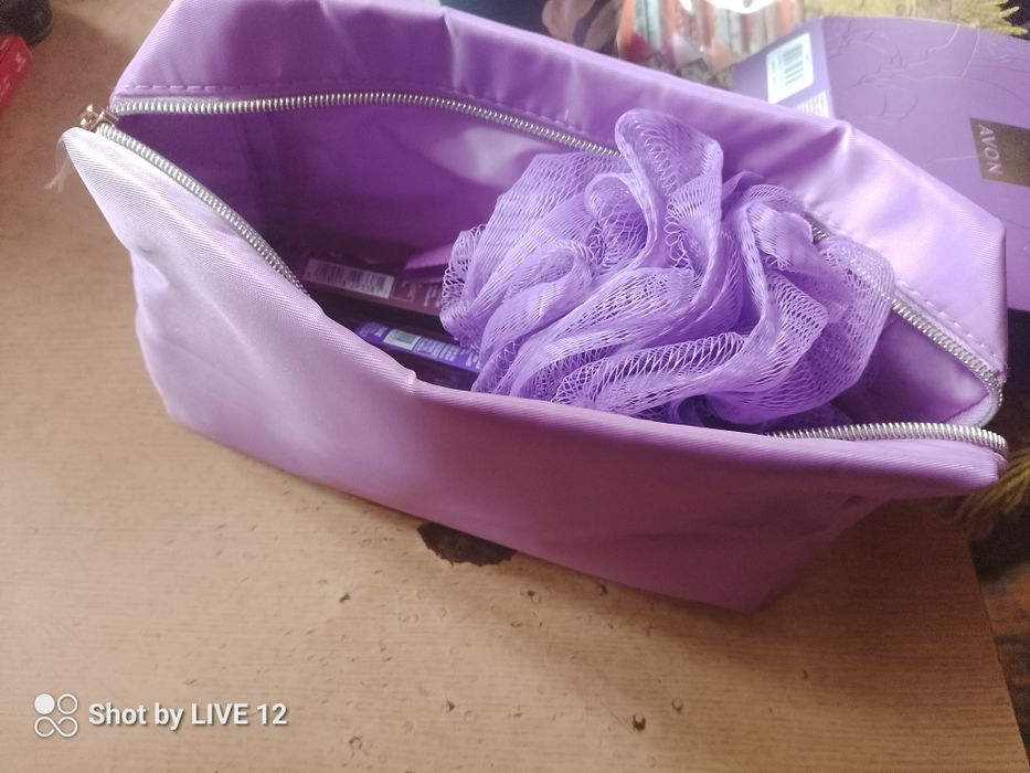 Zestaw kosmetyków chwila relaksu avon