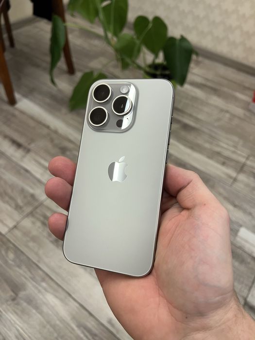 iPhone 15 Pro 128GB Natural Titanium