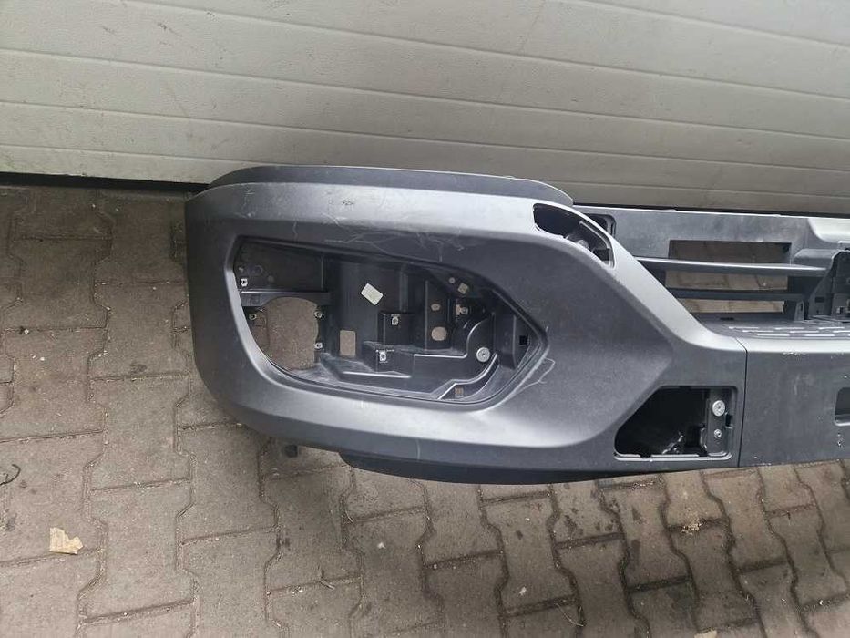 Iveco Daily IV 4 Lift 19r.- Zderzak Przód