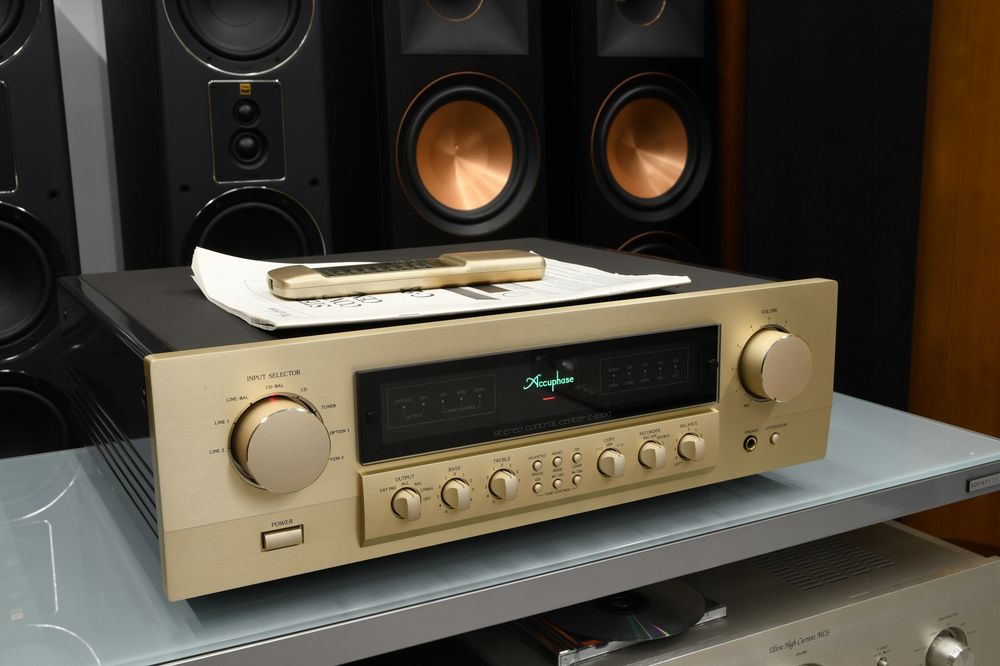 Accuphase C-2000 przedwzmacniacz stereo AAVA XLR RCA pilot instrukcja | raty 0% | zamiana | odsłuch | HI-END AUDIO