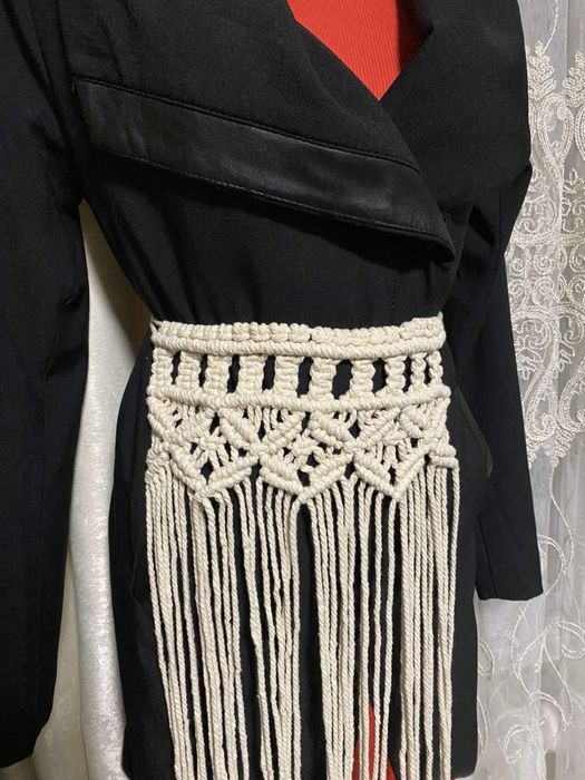 Пояс з макраме, фартух, припинда. Чокер, плечова накитка