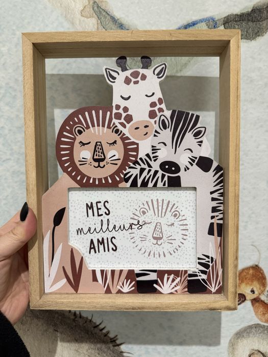 Moldura com tema animais