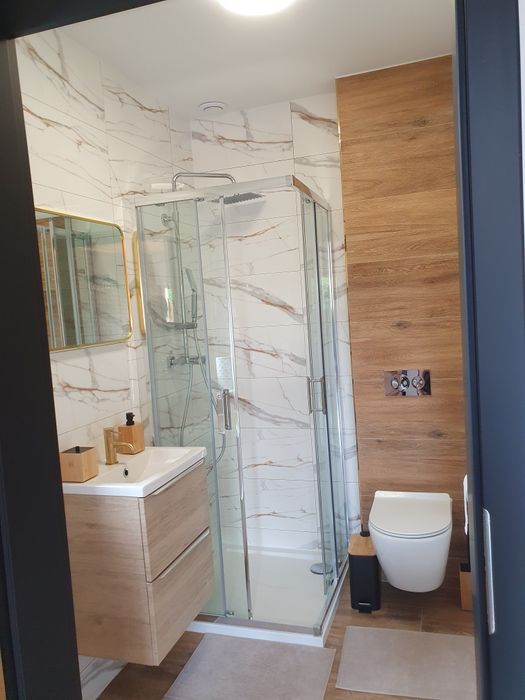 Domek nad Jeziorem Grabowo z jacuzzi-balia oraz sauną.