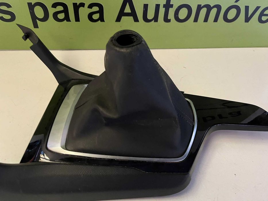Peugeot 308 II - Consola Plastico Fole Punho Mudanças - Z554