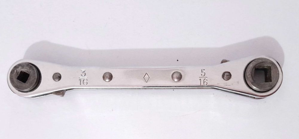 Chave de válvulas usada - Imperial 127-C (c/ envio normal)