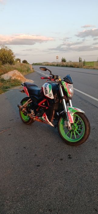 Продам Benelliі тнт 25