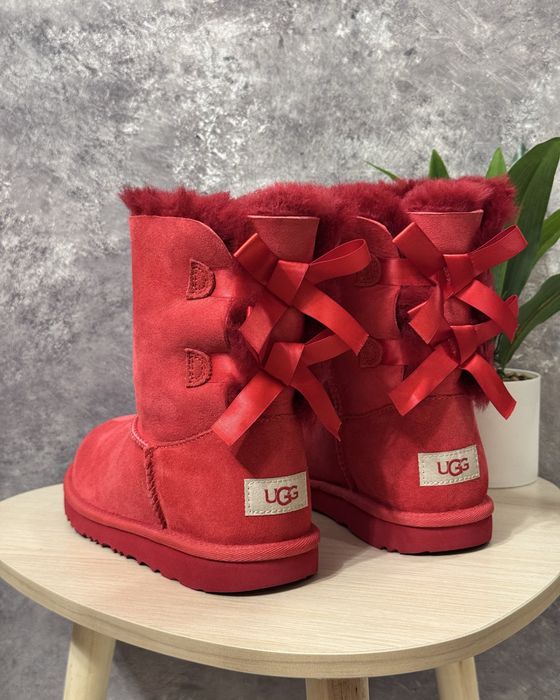 (35-36р) Підліткові дитячі Ugg Оригінал Нові , Устілка 22.5см