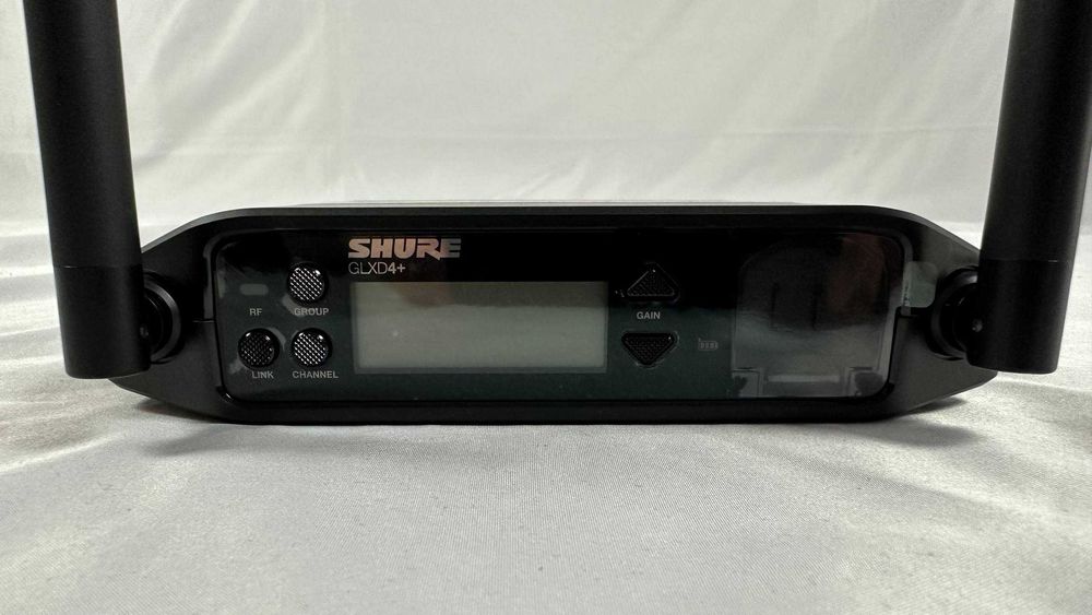 Shure GLXD4+ – Odbiornik Systemu Bezprzewodowego z Adapterem