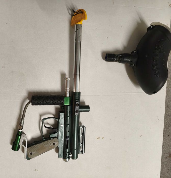 Marcador de Paintball Kingman Spyder Sport + Acessórios