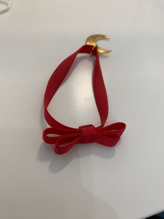 Bransoletka Lilou księżyc z cyrkonią pozłacany czerwona kokardka