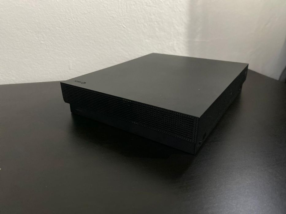 Consola XBOX One X