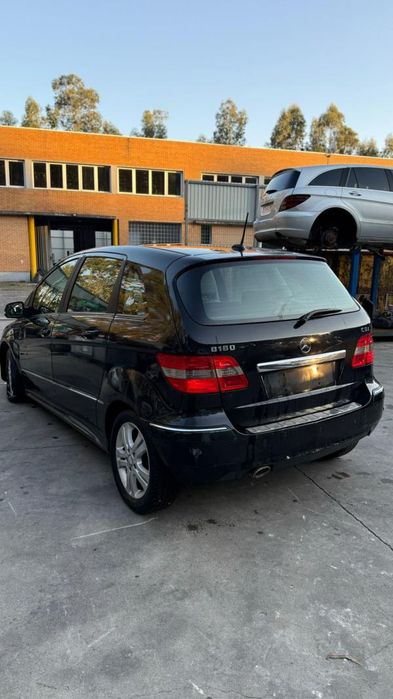 Para peças MERCEDES-BENZ Classe B (W245)