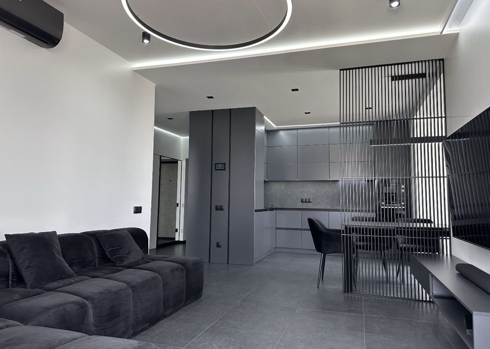 Продам найкращу квартиру в Липках з видом на озеро!