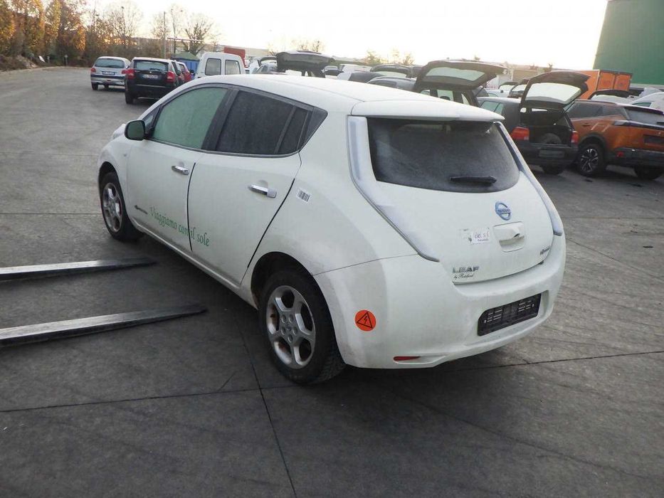 Розборка NISSAN LEAF 11-17 Запчасти Ниссан Лиф Разборка Авторазборка